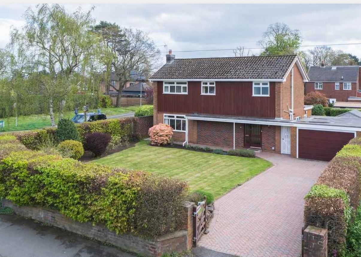 3 bedroom  Detached House for Sale in Northwich